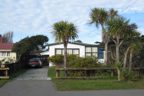 Photo of property in 35 Blake Street, New Brighton, Christchurch, 8061