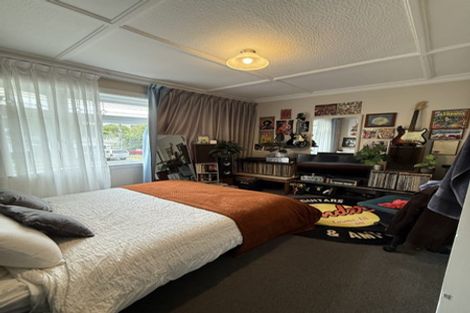 Photo of property in 339 Karori Road, Karori, Wellington, 6012