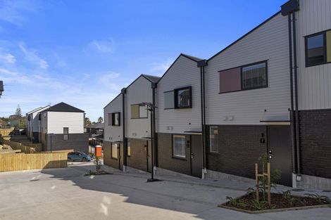 Photo of property in 5 Panoni Lane, Howick, Auckland, 2014