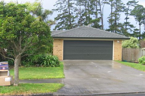 Photo of property in 12 Lutana Place, Burswood, Auckland, 2013
