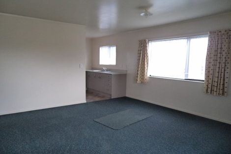 Photo of property in 7a Ross Crescent, Orewa, 0931