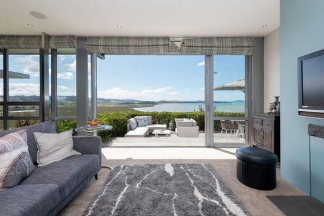 Photo of property in 848 Clevedon Kawakawa Road, Clevedon, Papakura, 2585