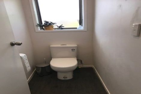 Photo of property in 2/44 Meadway, Sunnyhills, Auckland, 2010