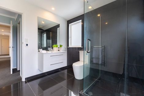 Photo of property in 49 Gray Avenue, Paraparaumu Beach, Paraparaumu, 5032