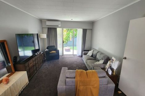 Photo of property in 80c Airlie Road, Plimmerton, Porirua, 5026