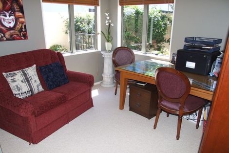 Photo of property in 2/72 Harvey Street, Waipahihi, Taupo, 3330