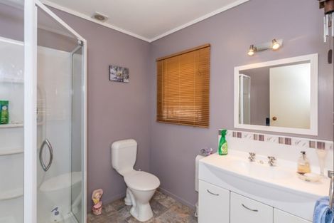 Photo of property in 128 Rua Avenue, Waitarere Beach, Levin, 5510