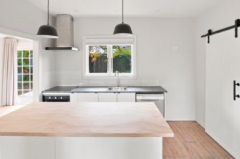 Photo of property in 1/118 Centaurus Road, Huntsbury, Christchurch, 8022