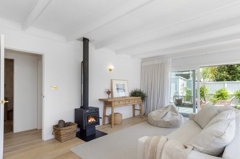 Photo of property in 86a Oceanview Road, Mount Maunganui, 3116