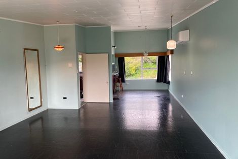 Photo of property in 48-50 Chesterton Street, Johnsonville, Wellington, 6037