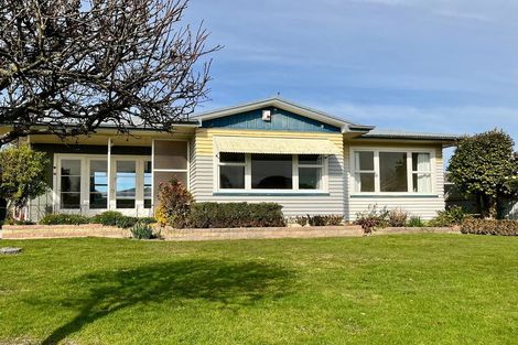 Photo of property in 208 Lumsden Road, Akina, Hastings, 4122