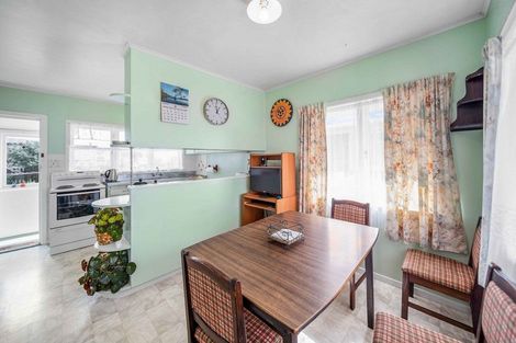 Photo of property in 23 Edinburgh Avenue, Rosehill, Papakura, 2113