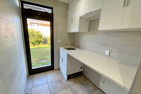 Photo of property in 49a Renoir Street, West Harbour, Auckland, 0618