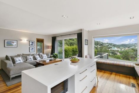 Photo of property in 77 Mantell Street, Seatoun, Wellington, 6022