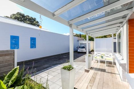 Photo of property in 133 Vivian Street, New Plymouth, 4310