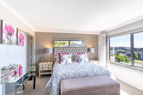 Photo of property in 1/90b Endeavour Drive, Whitby, Porirua, 5024