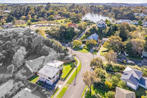 Photo of property in 75 Parkes Avenue, Saint Johns Hill, Whanganui, 4501