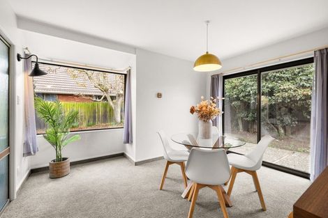 Photo of property in 2/7 Ringwood Place, Avonhead, Christchurch, 8042