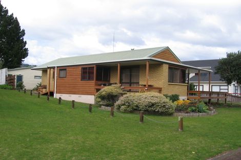 Photo of property in 41 Pleasant Place, Pauanui, Hikuai, 3579