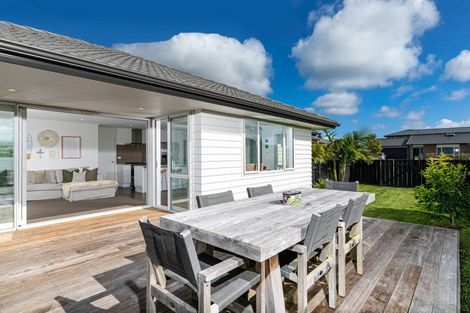 Photo of property in 3 Turpin Road, Riverhead, 0820