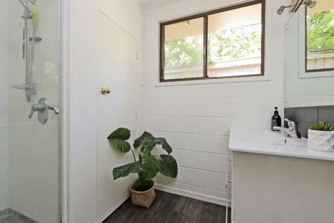 Photo of property in 17 Busby Hill, Havelock North, 4130