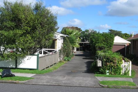 Photo of property in 2/7 Morrow Avenue, Bucklands Beach, Auckland, 2012