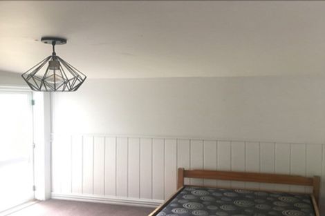 Photo of property in 37 Makiri Street, Helensville, 0800