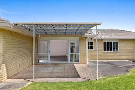 Photo of property in 75 Kath Hopper Drive, Orewa, 0931