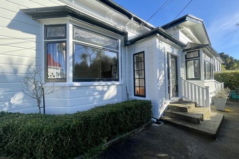 Photo of property in 7 Paisley Terrace, Karori, Wellington, 6012