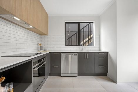 Photo of property in 6 Waka Moana Drive, Hobsonville, 0616