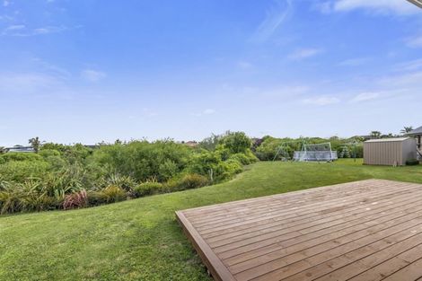 Photo of property in 162 Saint James Drive, Huntington, Hamilton, 3210