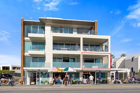 Photo of property in 1/154 Marine Parade, Mount Maunganui, 3116