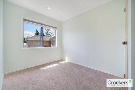 Photo of property in 1/22 Fruitvale Road, New Lynn, Auckland, 0600