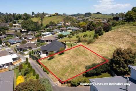 Photo of property in 21 Kite Way, Welcome Bay, Tauranga, 3112