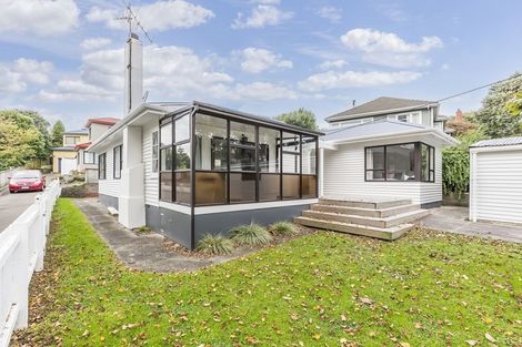 Photo of property in 44 The Drive, Tawa, Wellington, 5028