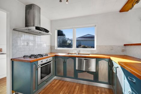 Photo of property in 7 Oleander Place, Bell Block, New Plymouth, 4312