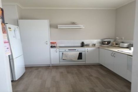 Photo of property in 15 Hendry Avenue, Hillsborough, Auckland, 1042