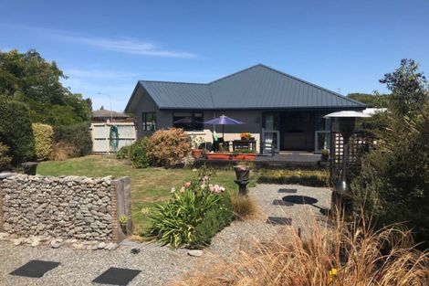 Photo of property in 2 Paget Drive, Woodend, 7610