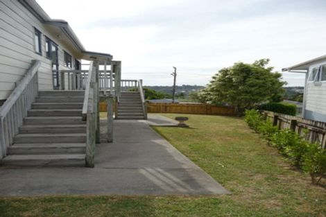 Photo of property in 361a Glenfield Road, Glenfield, Auckland, 0629