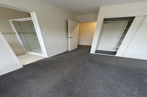 Photo of property in 6a Alma Street, Te Atatu South, Auckland, 0610