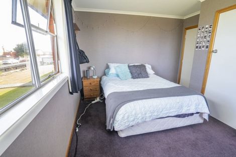 Photo of property in 82 Glenalmond Crescent, Rockdale, Invercargill, 9812