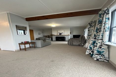 Photo of property in 32 Arapiki Road, Stoke, Nelson, 7011