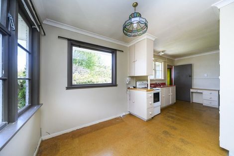 Photo of property in 89 Pahiatua Street, Hokowhitu, Palmerston North, 4410