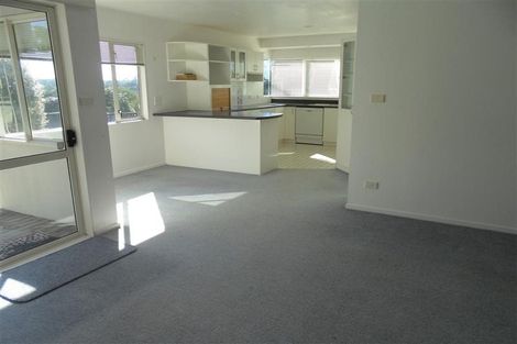 Photo of property in 60a Redwing Street, Browns Bay, Auckland, 0630