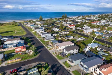 Photo of property in 17 Brighton Road, Waihi Beach, 3611