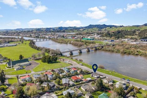 Photo of property in 28 Riverview Road, Huntly, 3700
