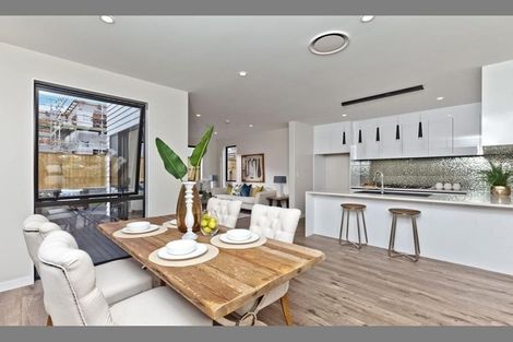 Photo of property in 47 Greenfinch Road, Hobsonville, Auckland, 0616