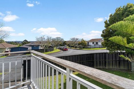 Photo of property in 12 Devonshire Road, Unsworth Heights, Auckland, 0632