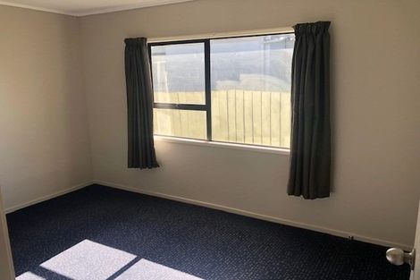 Photo of property in 15a Secretariat Place, Randwick Park, Auckland, 2105