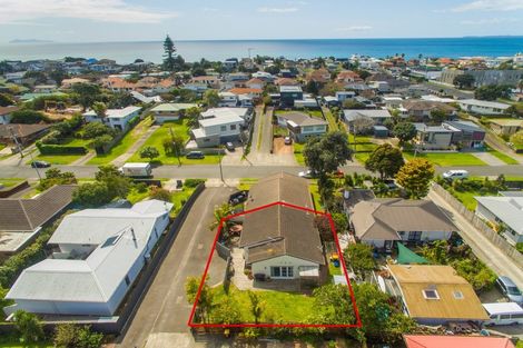 Photo of property in 2/230 Valley Road, Mount Maunganui, 3116